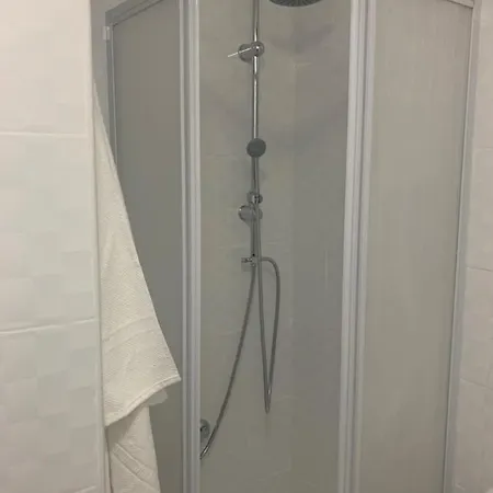 Weier 라치스테르니가